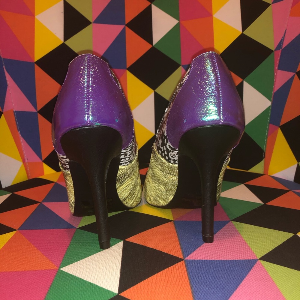 Multi-pattern heels - Picture 4 of 4